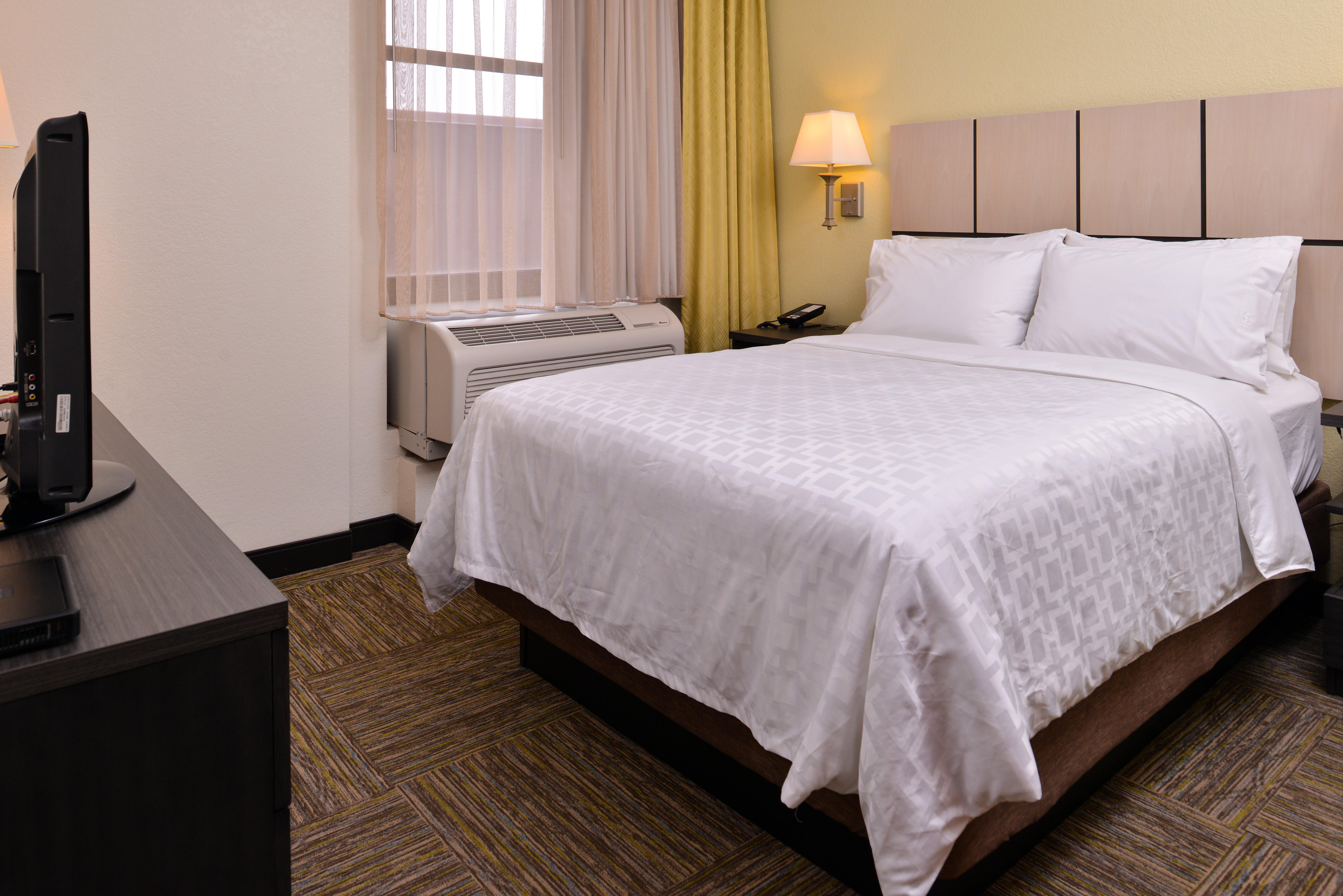 Candlewood Suites Terre Haute By Ihg Екстер'єр фото
