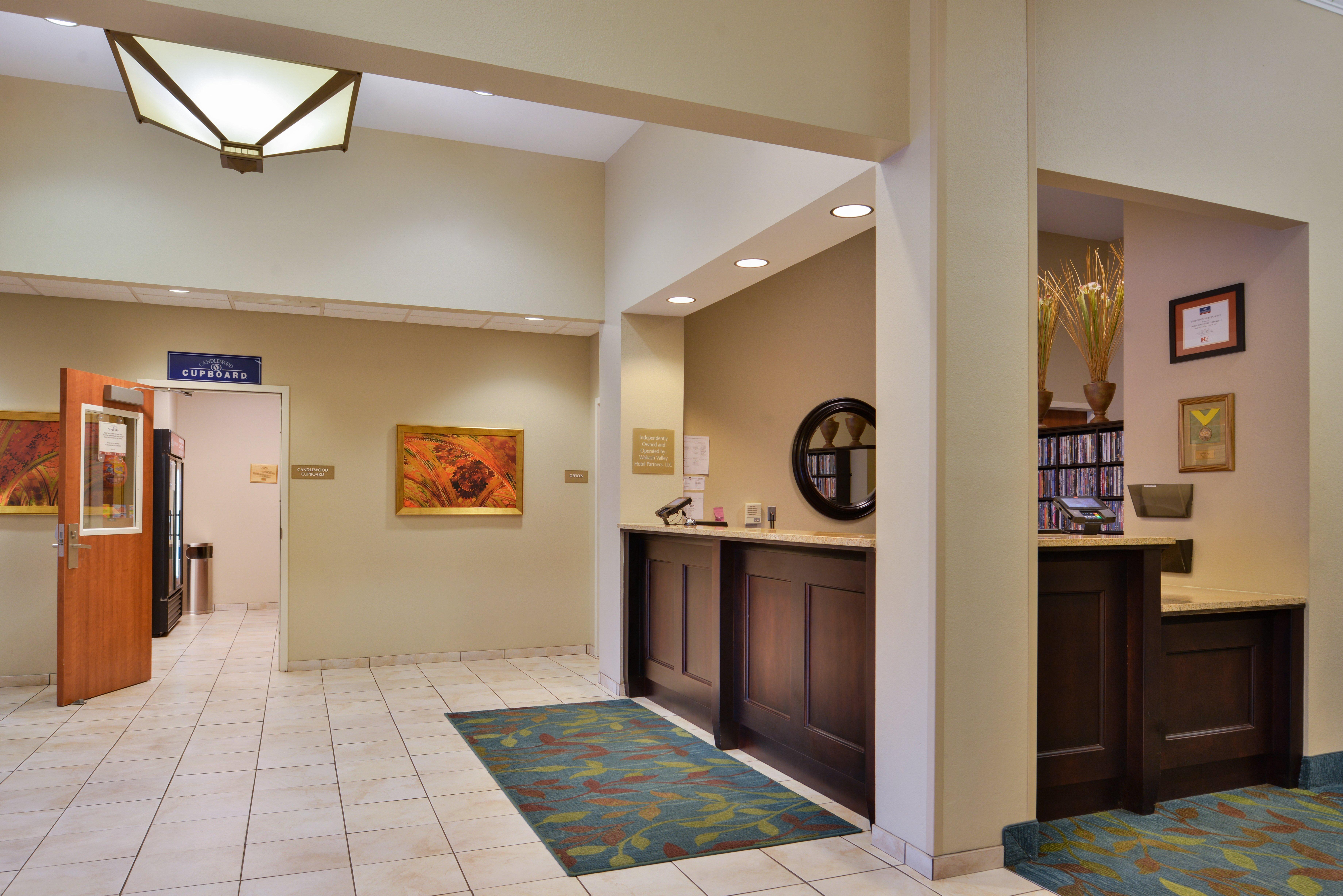 Candlewood Suites Terre Haute By Ihg Екстер'єр фото
