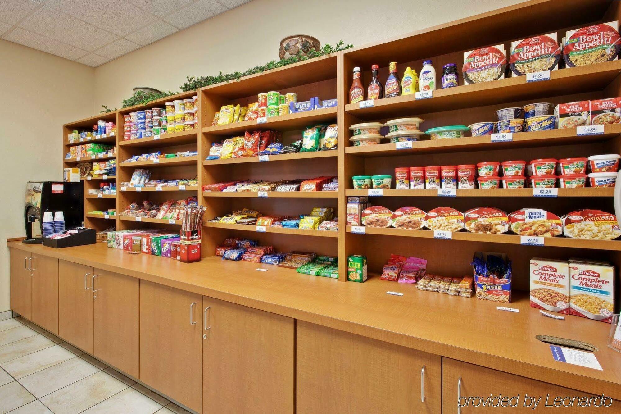 Candlewood Suites Terre Haute By Ihg Екстер'єр фото